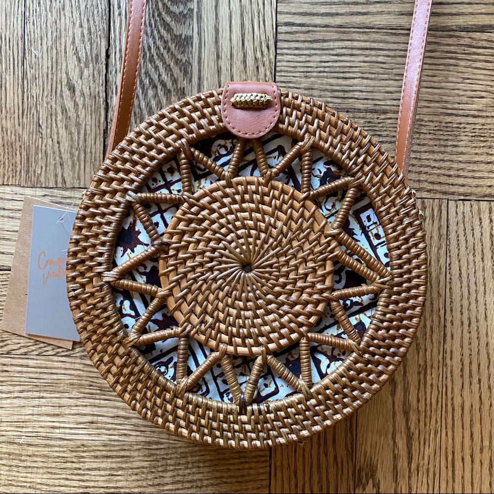 NWT Round Woven Rattan Bag w/Leather Strap